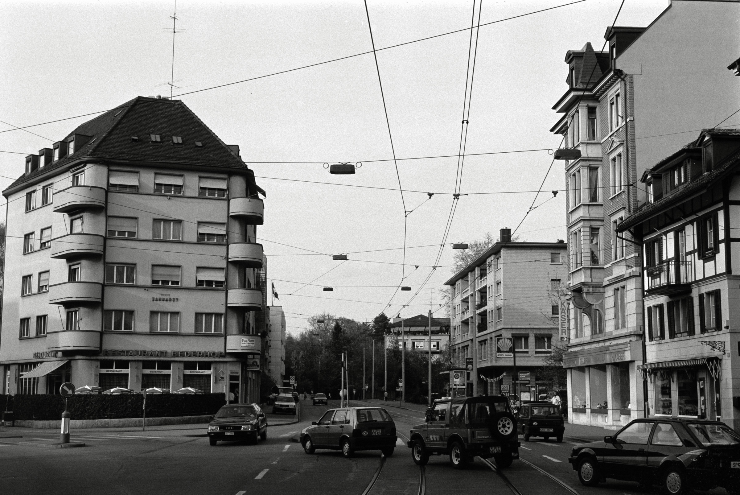 AHP F1993 04 002 sc240903 img24 NLP